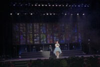 卒業に際しての挨拶を述べる川瀬あやめ。（撮影：林晋介）