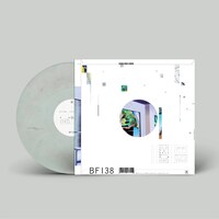 長谷川白紙「エアにに」アナログ盤のパッケージ。