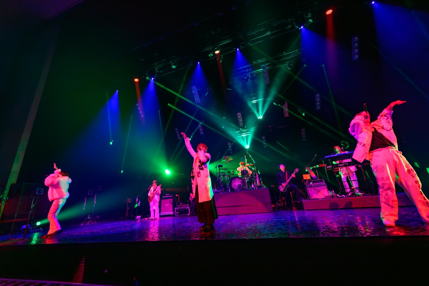 「7ORDER LIVE ［ONE,］ - DUAL Endroll」1月1日の東京・東京国際フォーラム ホールA公演の様子。