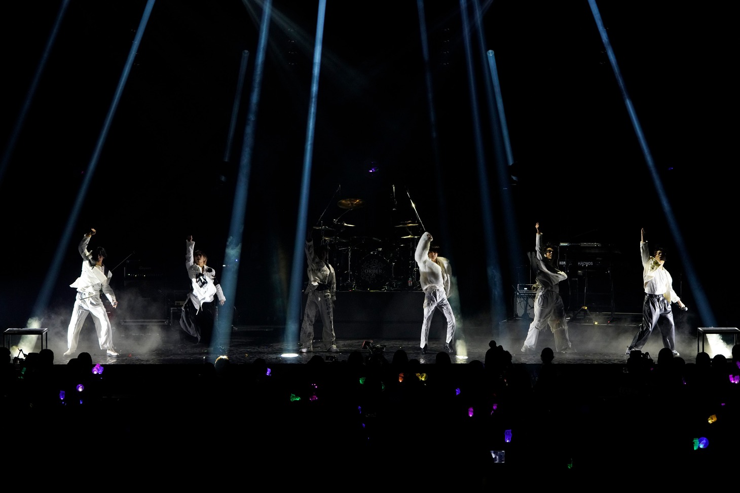 「7ORDER LIVE ［ONE,］ - DUAL Endroll」1月1日の東京・東京国際フォーラム ホールA公演の様子。