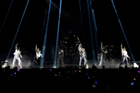 「7ORDER LIVE ［ONE,］ - DUAL Endroll」1月1日の東京・東京国際フォーラム ホールA公演の様子。