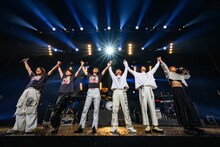 「7ORDER LIVE ［ONE,］ - DUAL Endroll」1月1日の東京・東京国際フォーラム ホールA公演の様子。