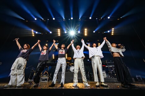 「7ORDER LIVE ［ONE,］ - DUAL Endroll」1月1日の東京・東京国際フォーラム ホールA公演の様子。