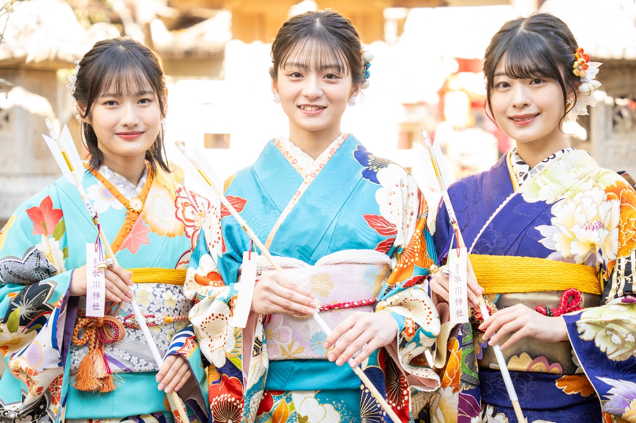持永真奈 - 僕が見たかった青空、気象神社で“晴天祈願” 成人メンバーが