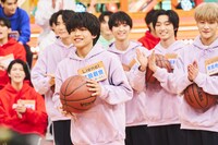 「レイアップシュート 56人連続チャレンジ」に挑む武田創世（Lienel）。(c)テレビ東京