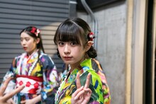 開演直前の小久保柚乃。