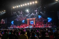 「私立恵比寿中学 新春大学芸会2024～高く飛ぶ竜と僕らのその先～」初日公演の様子。