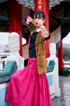 エビ中・小久保柚乃、台湾で撮影した1st写真集「こくぼづかん」発売  