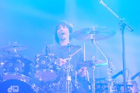 柴田昌輝（Dr）（撮影：石阪大輔）