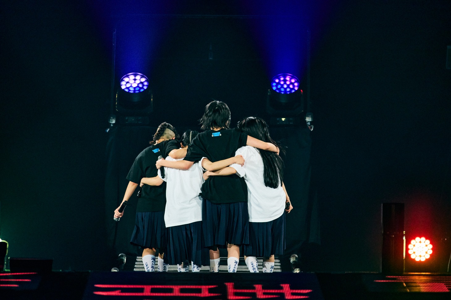 新しい学校のリーダーズ（Photo by Hiroshi Ono）