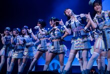 「虹のコンキスタドール LIVE TOUR 2023『マイレージラブツアー！Supported by ANA』」追加公演の様子。