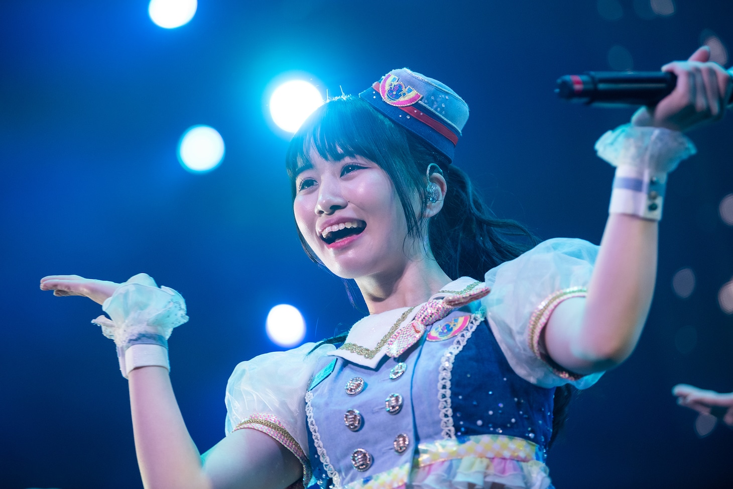 中村朱里