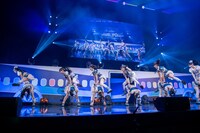 「虹のコンキスタドール LIVE TOUR 2023『マイレージラブツアー！Supported by ANA』」追加公演の様子。