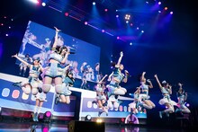 「虹のコンキスタドール LIVE TOUR 2023『マイレージラブツアー！Supported by ANA』」追加公演の様子。