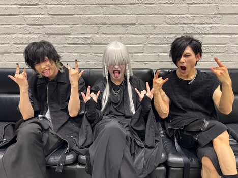 -真天地開闢集団-ジグザグ