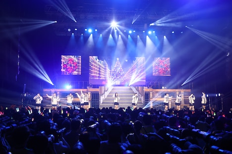 ≒JOY「≒JOY 1st Tour『Absolute』」ファイナル公演の様子。(c)YOANI / ソニー・ミュージックレーベルズ