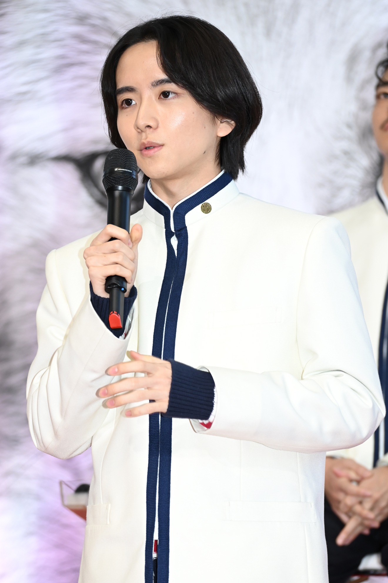 板垣李光人