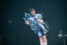 笑顔でステージを去る空野青空。