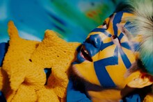 Kroi「Sesame」ミュージックビデオより。