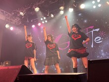 「GALETTe*復活祭」東京公演の様子。