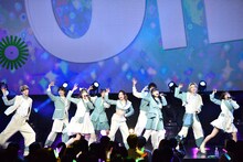 「ONE LOVE ONE HEART Oneman Live 2024 "Sky's the limit"」の様子。