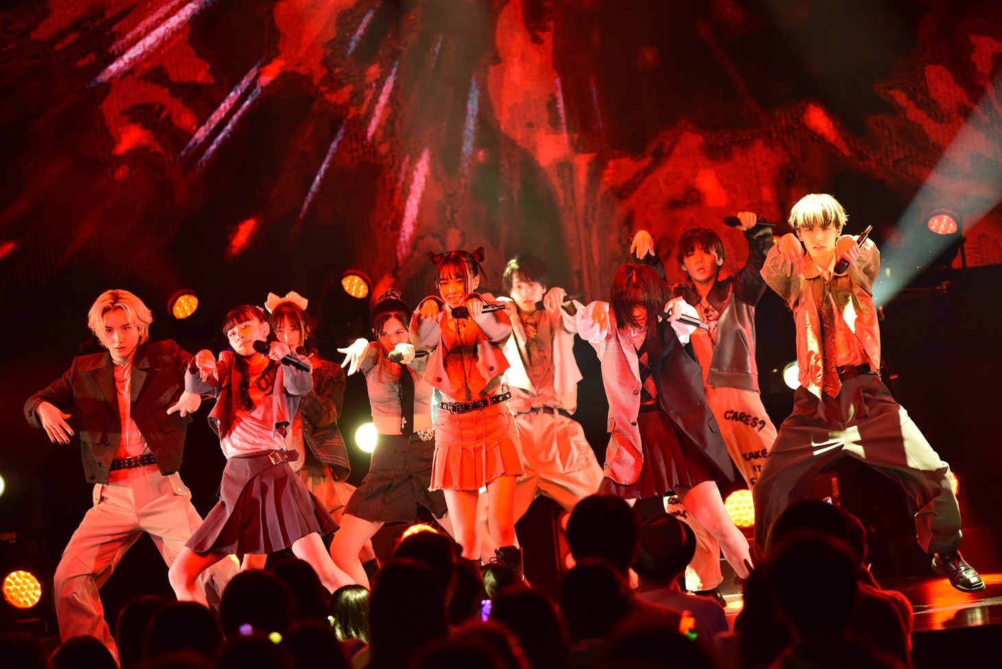 「ONE LOVE ONE HEART Oneman Live 2024 "Sky's the limit"」の様子。