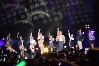 「ONE LOVE ONE HEART Oneman Live 2024 "Sky's the limit"」の様子。