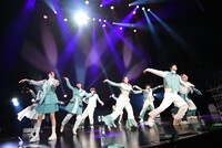 「ONE LOVE ONE HEART Oneman Live 2024 "Sky's the limit"」の様子。