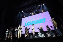 グループのファンネームを発表するONE LOVE ONE HEART。