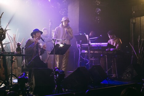 左から七尾旅人、やけのはら、Dorian。（撮影：雨宮透貴）