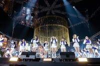 「創造営2024」練習生による、タイのカウントダウンイベントでの「Summer Dream」パフォーマンスの様子。