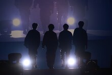 「OWV LIVE TOUR 2023 -MUSEUM-」東京・片柳アリーナ公演の様子。