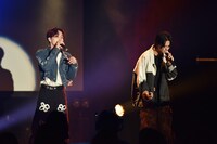 左からKAZUMA、ATSUSHI。