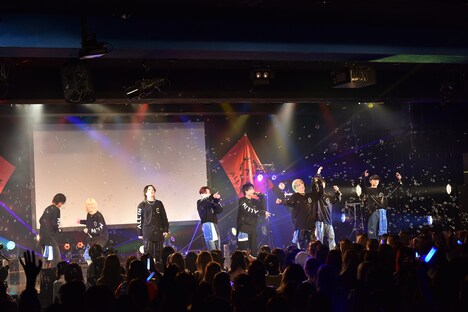 「ALL IN 2nd Anniversary Live~UNTAMED~」の様子。