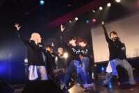 「ALL IN 2nd Anniversary Live～UNTAMED～」の様子。