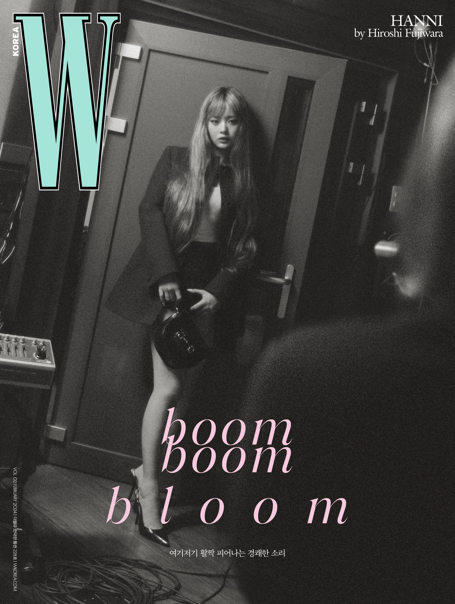 「W Korea」Vol.2より。