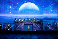 「IU Concert: The Golden Hour」より。