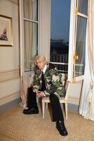 人気画像8位は「平野紫耀がパリコレ初参加、ルイ・ヴィトンのショーに出席し『素晴らしい時間を過ごせました』」より、平野紫耀（Number_i）。