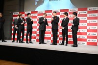 「カープレミア」新CM発表会の様子。