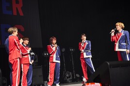 CUBERS“最後のツアー”開幕、つんく♂作詞のラストシングルを初披露