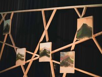 竹崎和征が描き下ろした絵画。（撮影：廣田達也）