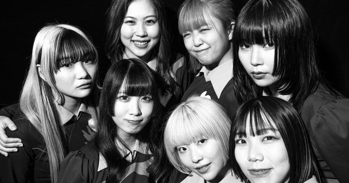 LiVS、新体制初のアーティスト写真公開 - 音楽ナタリー