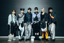 DXTEEN (c)LAPONE Entertainment