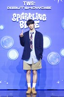 DOHOON  (P)&(C) PLEDIS Entertainment