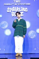 JIHOON (P)&(C) PLEDIS Entertainment