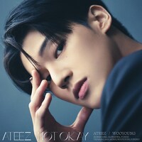 ATEEZ「NOT OKAY」ソロ盤（ウヨン）ジャケット