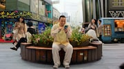 レイク新CM「婚活篇」より。