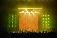 Kroi「Kroi Live at 日本武道館」の様子。（Photo by jacK、Goku Noguchi）