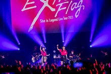 「She is Legend Live Tour 2023 "Extreme Flag"」東京・豊洲PIT公演の様子。（Photo by Takashi Konuma）