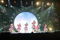 「行くぜ！超ときめき♡宣伝部 at 横浜アリーナ！～隣はきみって決めてるの～」初日公演の様子。